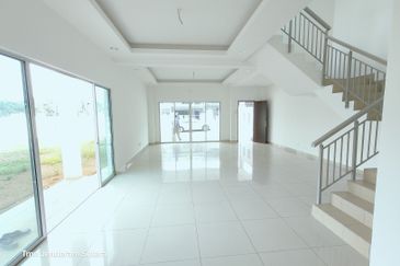 Taman Jenderam Sutera