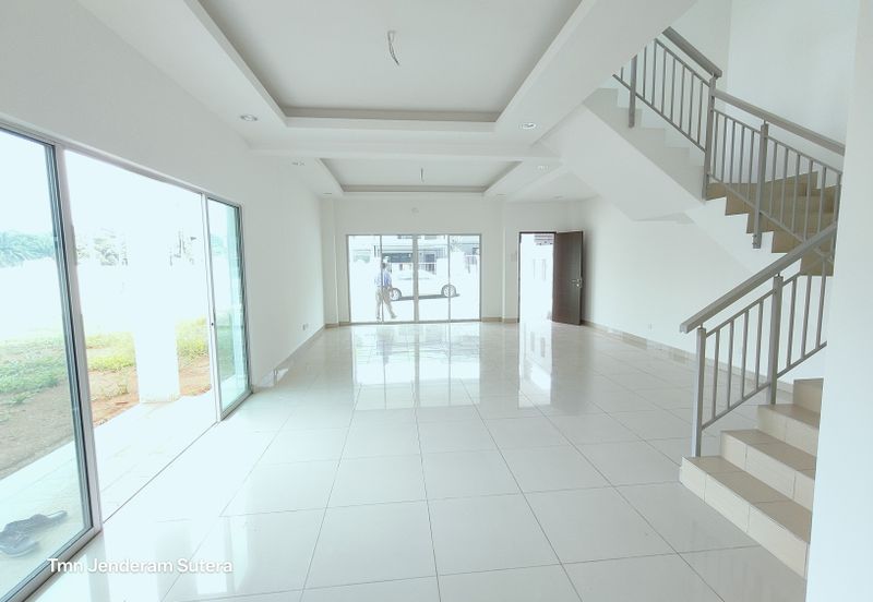 Taman Jenderam Sutera *