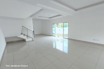 Taman Jenderam Sutera