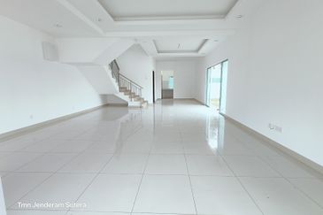 Taman Jenderam Sutera