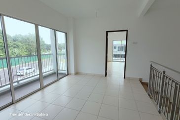 Taman Jenderam Sutera