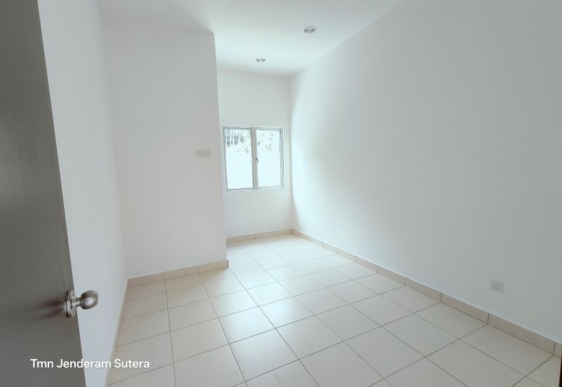 Taman Jenderam Sutera *