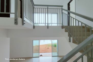 Taman Jenderam Sutera