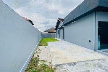 Section 13 (Seksyen 13)