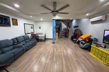 Taman Fairuza, Ampang Terrace House for Sale | FULLY RENOVATED WITH APPROVAL