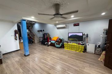 Taman Fairuza, Ampang Terrace House for Sale | FULLY RENOVATED WITH APPROVAL