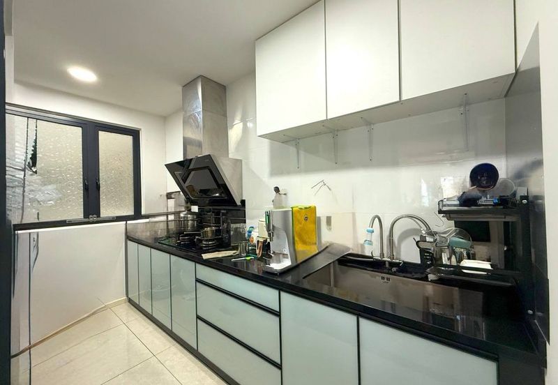 Kaleidoscope Residence