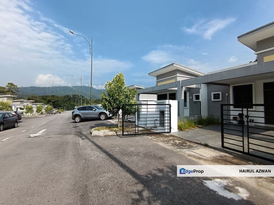 Taman Rimbunan Kelubi, Hula Langat, SEMI-DETACHED House for Sale | SINGLE STOREY SEMI D, GREENERY VIEW, Selangor, Hulu Langat