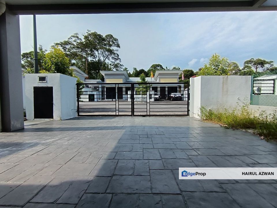 Taman Rimbunan Kelubi, Hula Langat, SEMI-DETACHED House for Sale | SINGLE STOREY SEMI D, GREENERY VIEW, Selangor, Hulu Langat