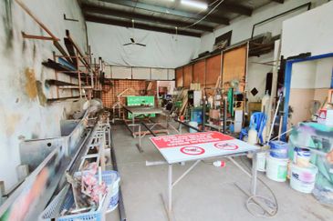 Kosmopleks, Bandar Baru Salak Tinggi