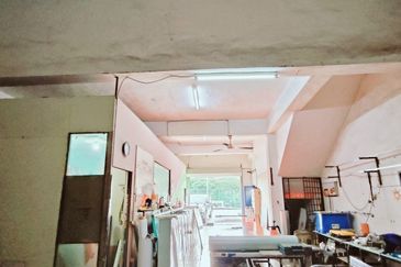 Kosmopleks, Bandar Baru Salak Tinggi