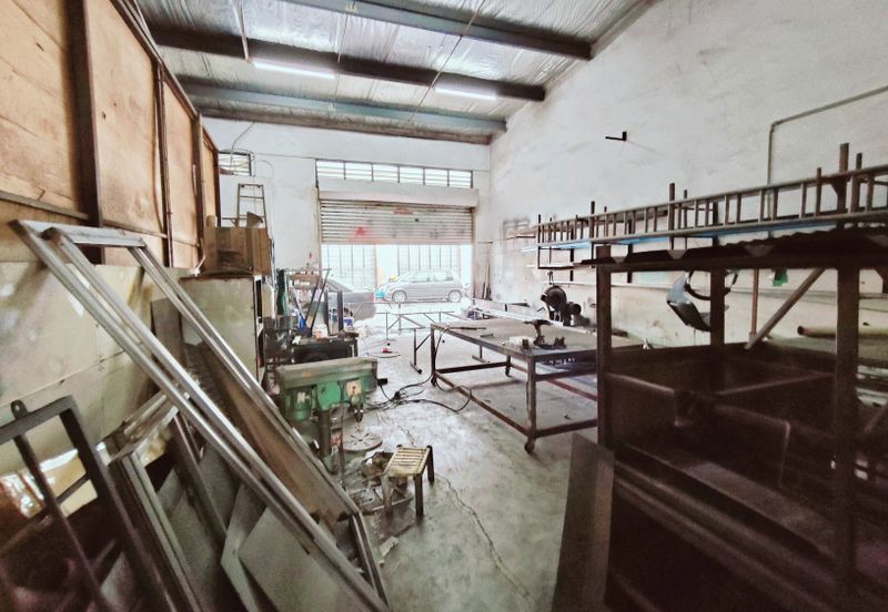 Kosmopleks, Bandar Baru Salak Tinggi