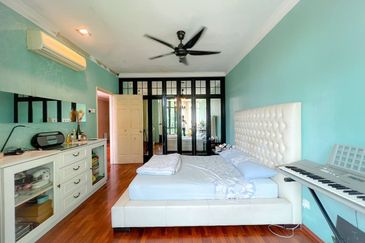 KGSAAS Golf Club, Seksyen 13