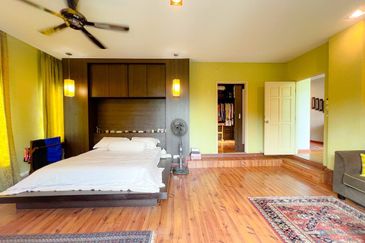 KGSAAS Golf Club, Seksyen 13