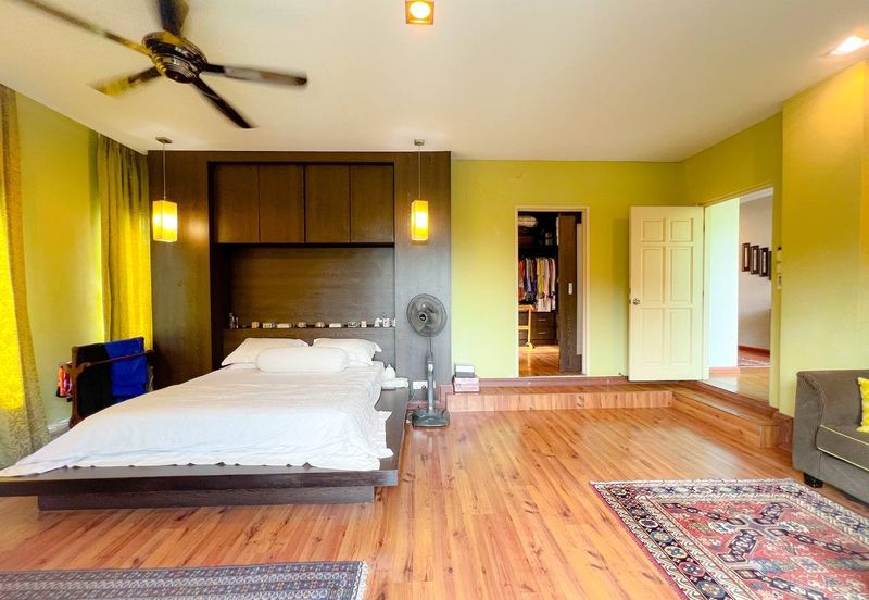 KGSAAS Golf Club, Seksyen 13