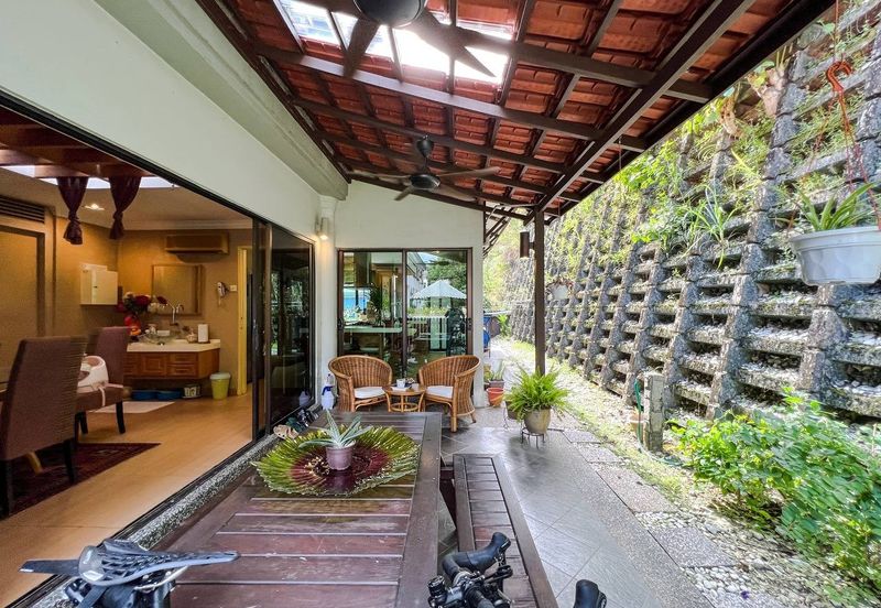 KGSAAS Golf Club, Seksyen 13