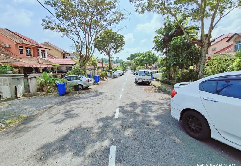 Seksyen 8, Shah Alam