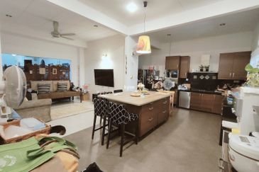 CORNER LOT FREEHOLD | Taman Melawati Jln B, Ampang KL | RENOVATED EXTENDED 