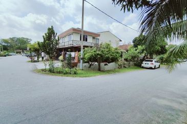 CORNER LOT FREEHOLD | Taman Melawati Jln B, Ampang KL | RENOVATED EXTENDED 