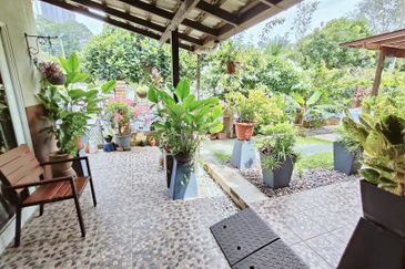 CORNER LOT FREEHOLD | Taman Melawati Jln B, Ampang KL | RENOVATED EXTENDED 