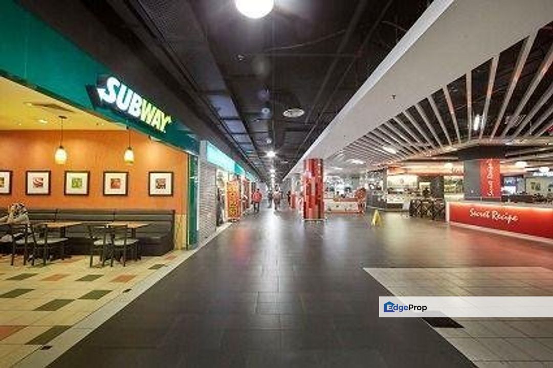 The Summit, Subang Jaya, Selangor Retail Shop For SALE, Shopping Mall Next To College, Selangor, Subang Jaya
