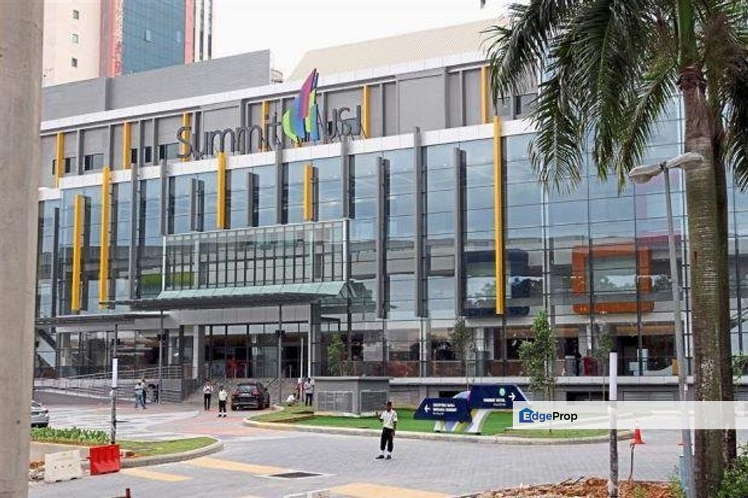 The Summit, Subang Jaya, Selangor Retail Shop For SALE, Shopping Mall Next To College, Selangor, Subang Jaya