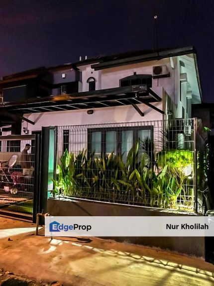End Lot Renovated Double Storey USJ 13 Subang Jaya Near Taipan, Selangor, USJ