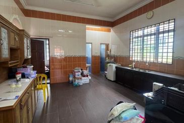 KAMPUNG BARU BUKIT LARANG