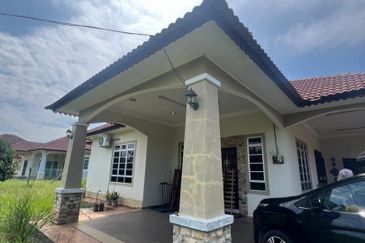 KAMPUNG BARU BUKIT LARANG