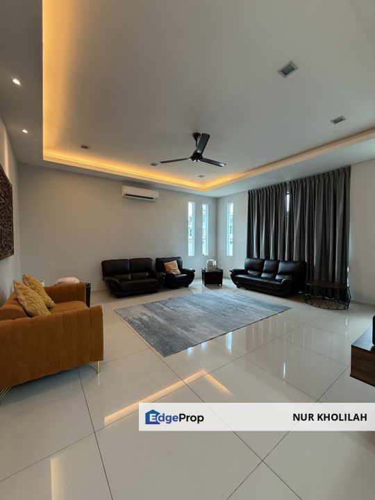 TAMAN VISTA KIRANA TWO-STOREY BUNGALOW FOR SALE WITH KITCHEN CABINETS, Melaka, Melaka Tengah