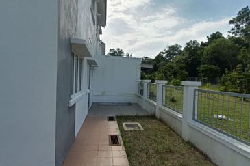 TIARA MELAKA GOLF & COUNTRY CLUB (VILLE