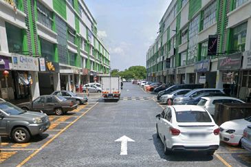 Parklane OUG Service Apartment