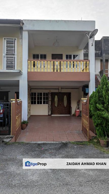 Double Storey Taman Melur Ampang , Selangor, Ampang