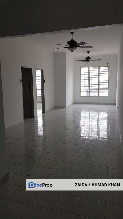 FREEHOLD 162 Residency Selayang Gombak Selangor For Sale, Selangor, Selayang