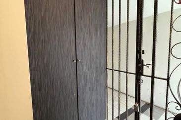 First Residence (Residensi Unggul)