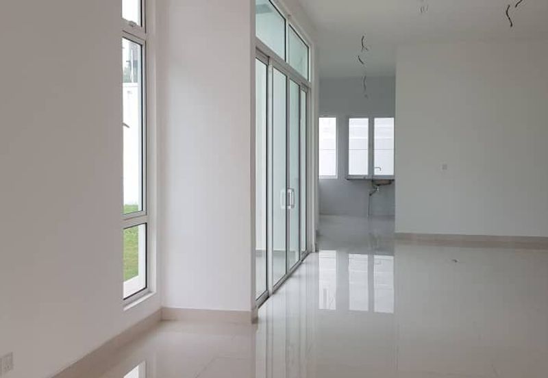 Suria Villa @ Sungai Long