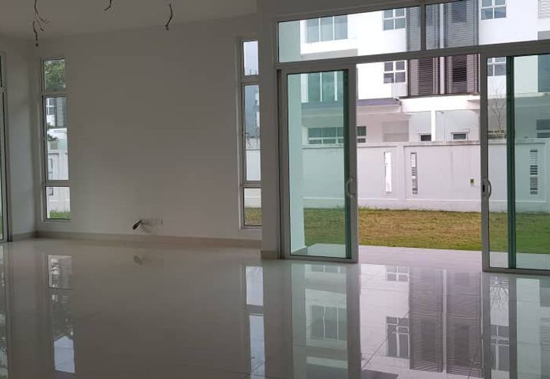 Suria Villa @ Sungai Long