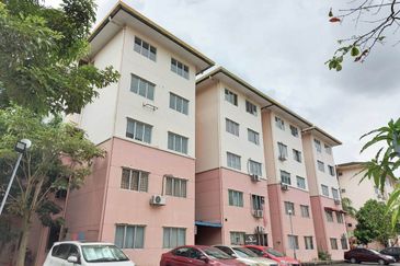 Apartment Mawar, Taman Sutera