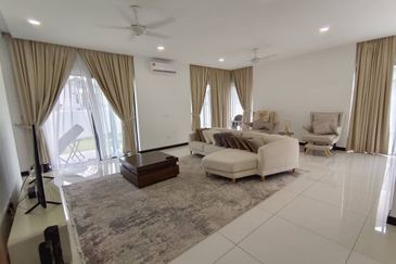 Tiana Elmina Gardens