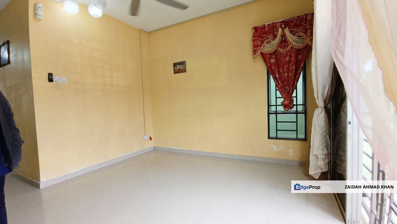 BAYU PARKVILLE TOWNHOUSE NICE RENO, TAMAN BALAKONG JAYA FOR SALE!, Selangor, Balakong