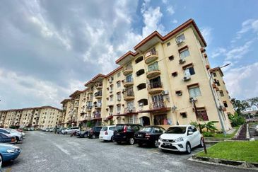 Subang Perdana Goodyear Court 3