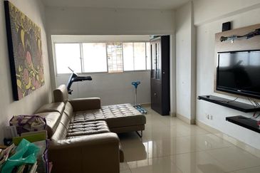 Taman Cahaya, Ampang