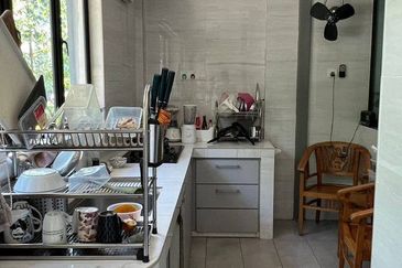 Renovated 2.5 Storey Terrace Reika USJ Heights Subang Jaya