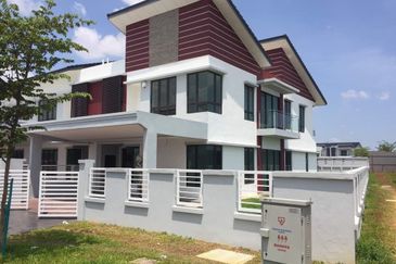 Anggun, Alam Nusantara