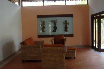 Changkat Kiara Surya