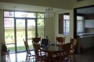 Changkat Kiara Surya