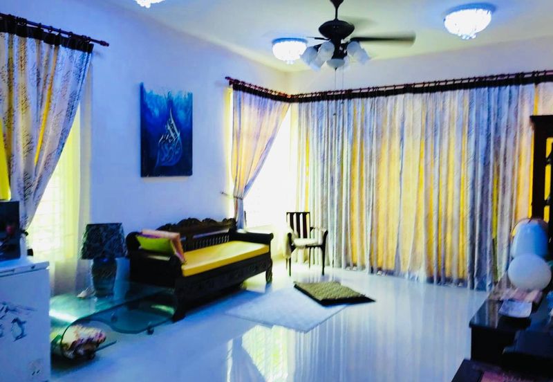 Below Market Value Renovated 250 K Facing Surau End Lot Precint 14C Double Storey House Putrajaya For Sale 