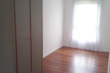 3 STOREY TERRACE HOUSE CORNER [EXTRA LAND 20X70 ] 