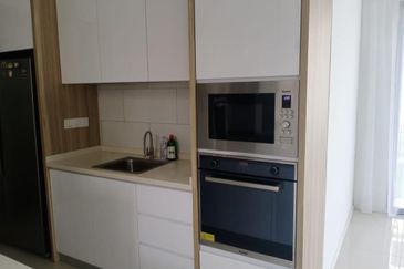 3 STOREY TERRACE HOUSE CORNER [EXTRA LAND 20X70 ] 