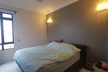 Royal Domain Sri Putramas II